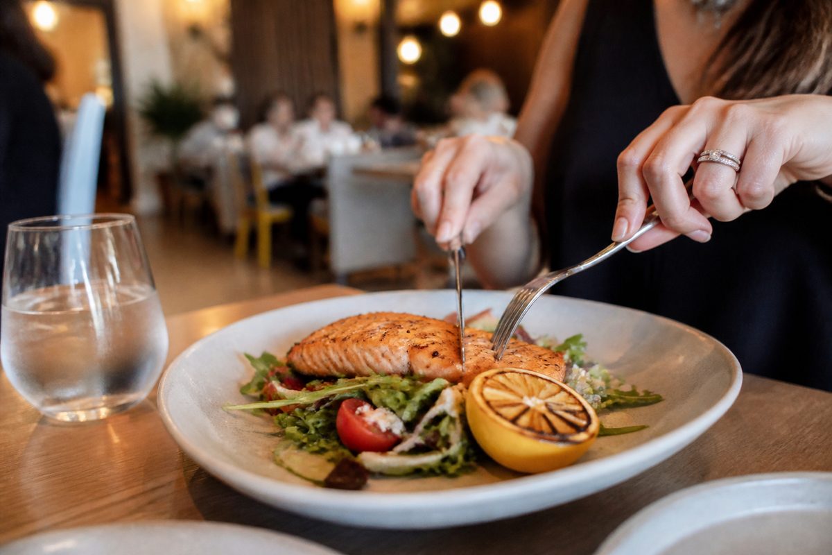 where to eat in helensvale: restaurants for lunch and dinner